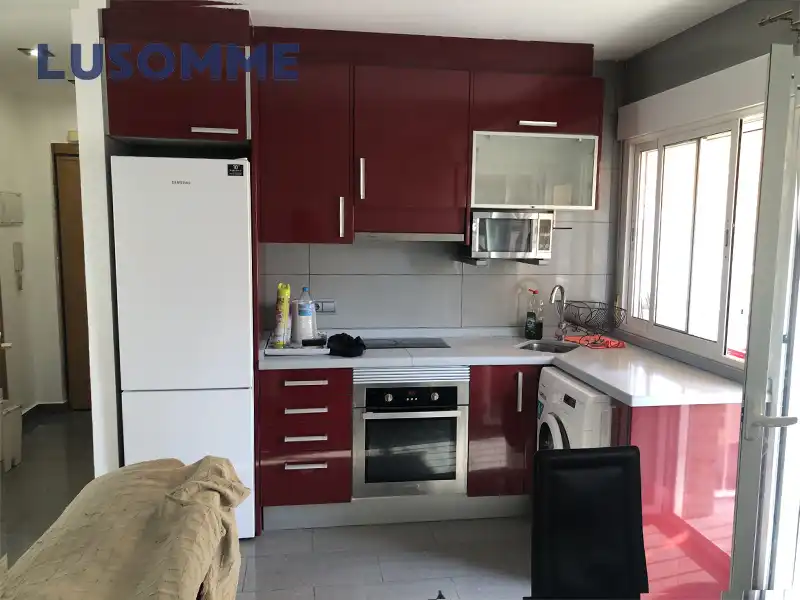 Piso de alquiler en Avinguda de la Malva-Rosa, La Malva-rosa, Poblats Marítims