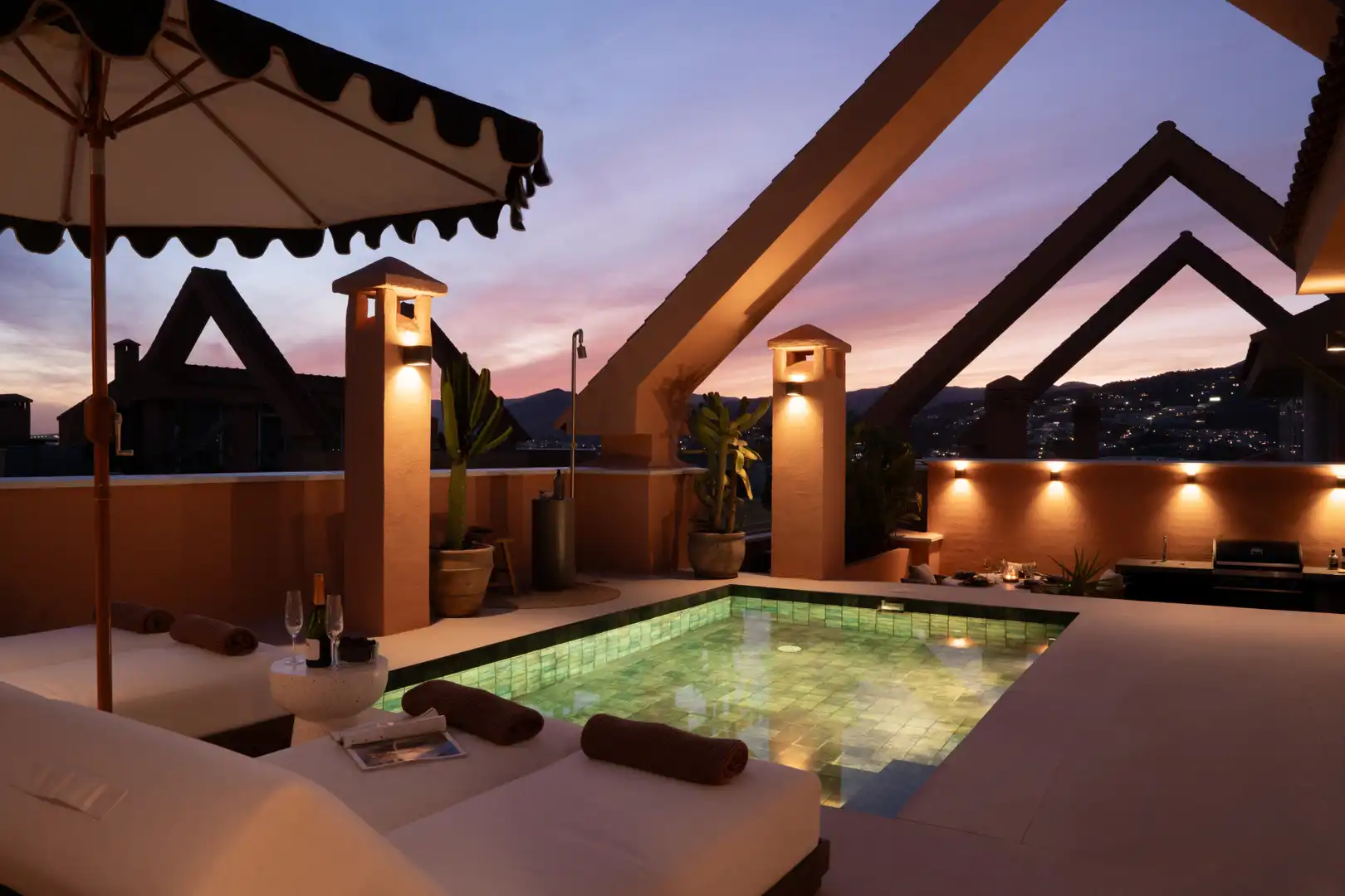 Terrassa de Àtic en venda en Marbella amb Aire condicionat, Terrassa i Piscina