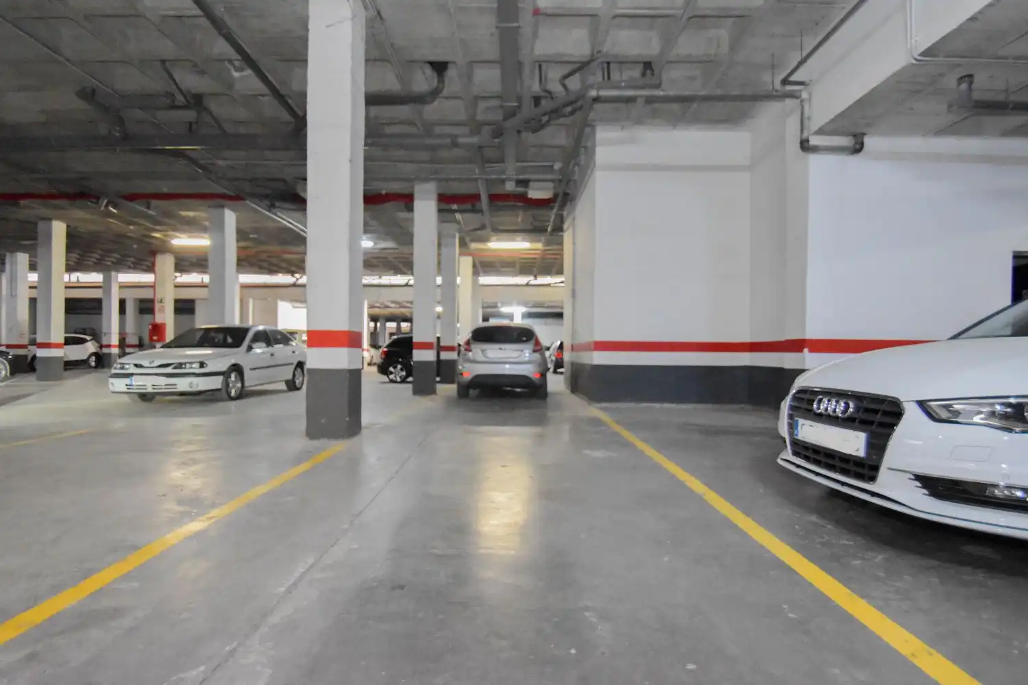Parkplatz von Dachboden zum Verkauf in Las Gabias mit Klimaanlage, Terrasse und Gemeinschaftspool
