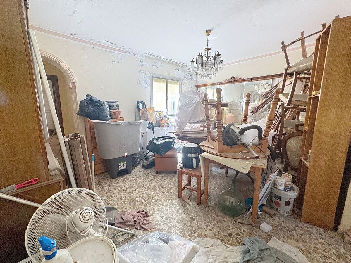 Living room of Single-family semi-detached for sale in Estepona  with Terrace
