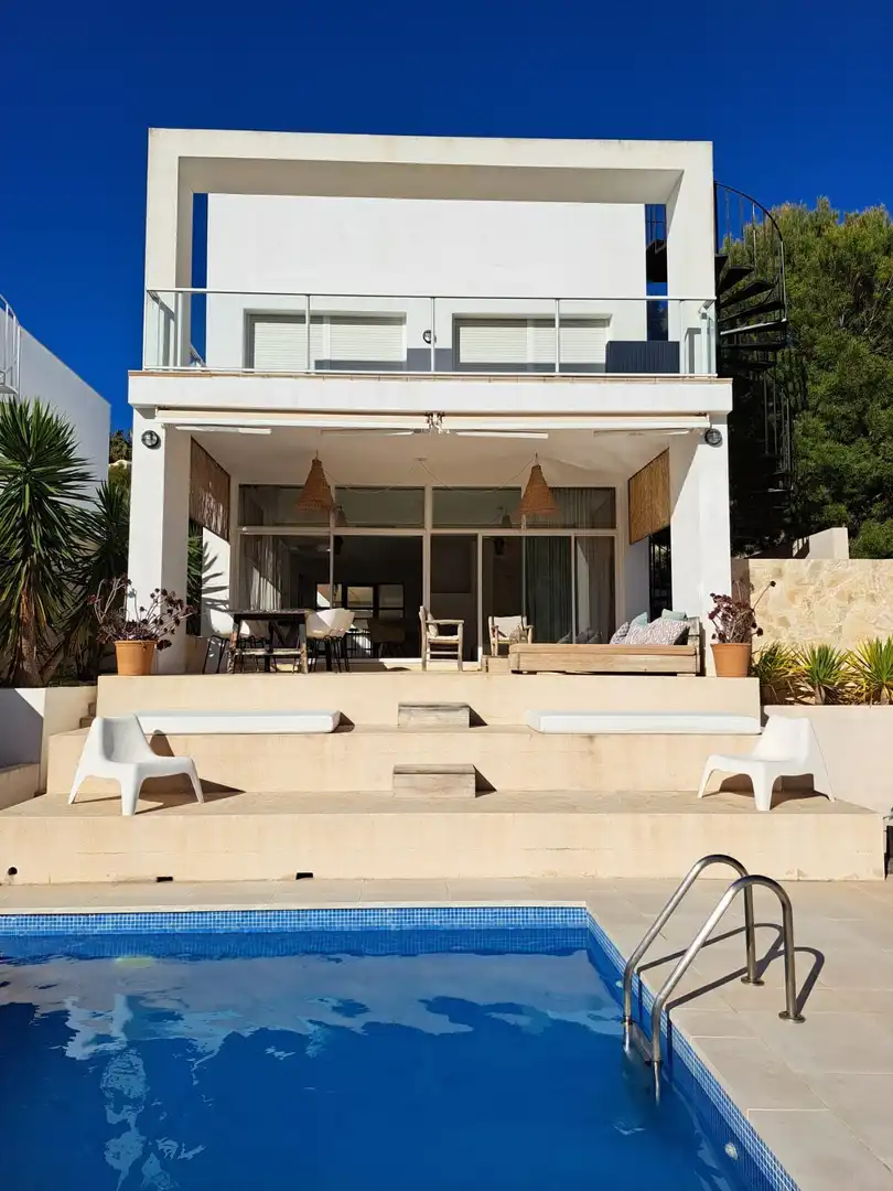 Haus mit Pool zum Verkauf in Cala Vedella-Cala Tarida