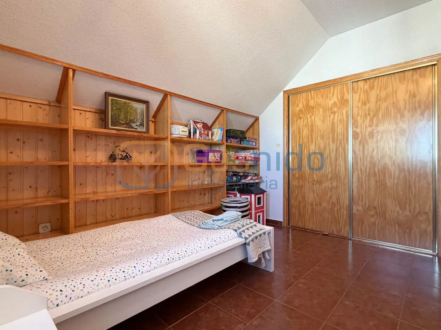 Dormitori de Casa o xalet en venda en El Espinar amb Calefacció, Jardí privat i Terrassa