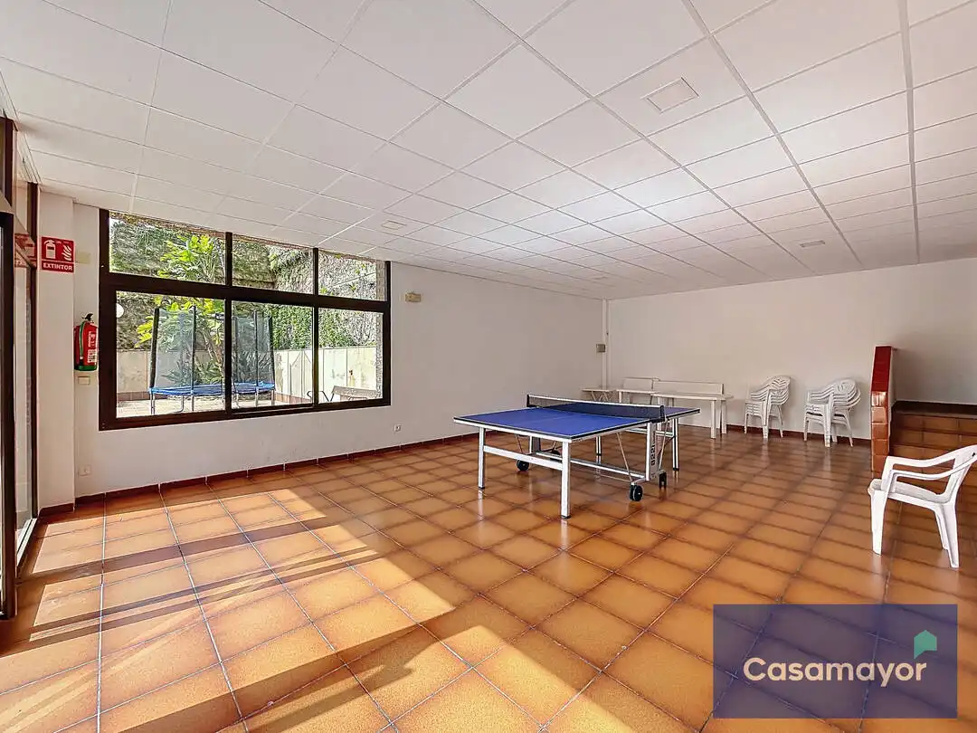Casa adosada en venda en Alicante / Alacant amb Aire condicionat, Calefacció i Jardí privat