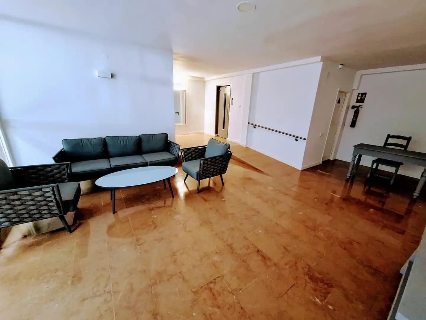 Apartament en venda en Benicasim / Benicàssim amb Jardí privat, Terrassa i Moblat