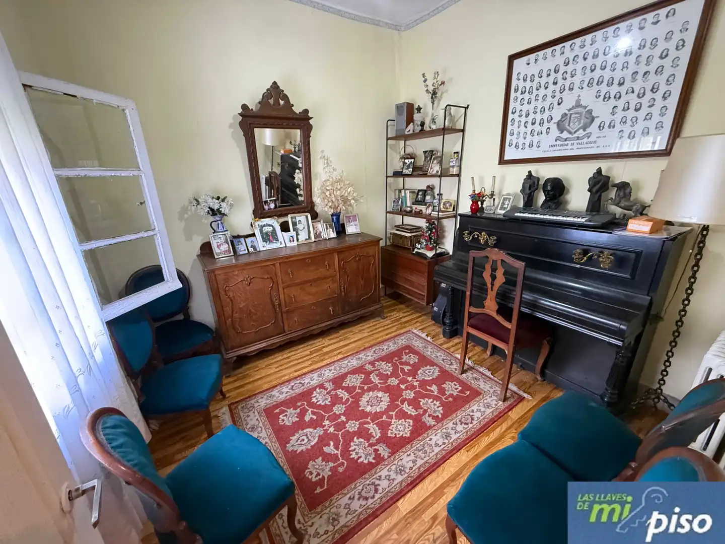 Sala de estar de Casa o chalet en venta en Valladolid con Jardín privado, Parquet y Terraza