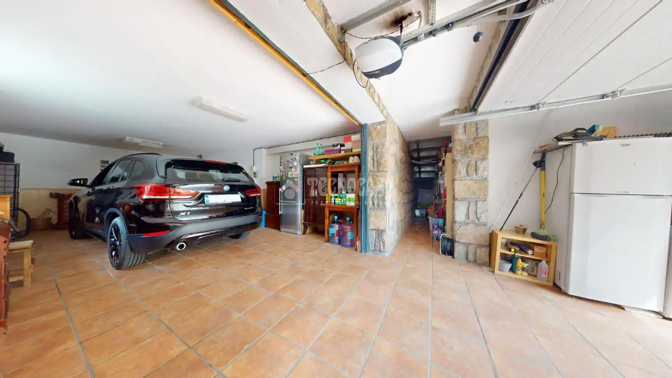 Casa o xalet en venda en El Casar amb Piscina