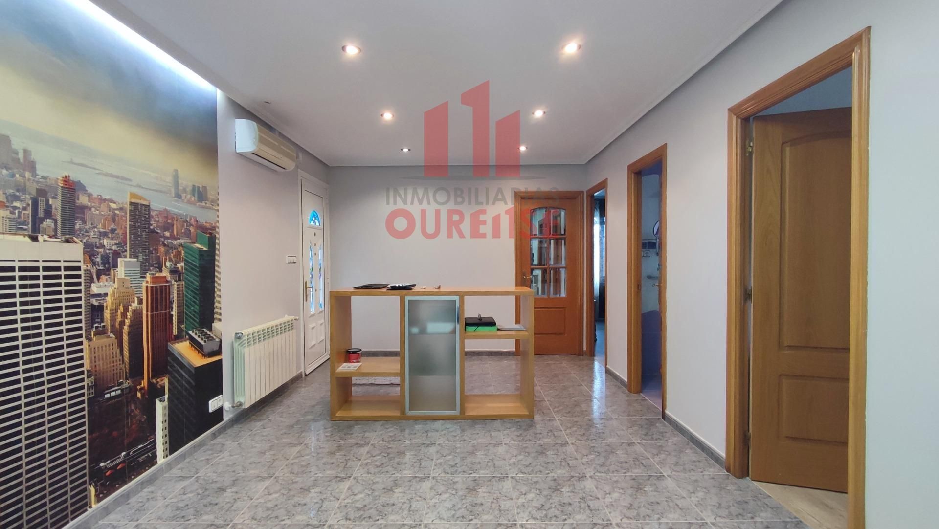 House or chalet for sale in Ourense Capital   with Air Conditioner, Heating and Furnished