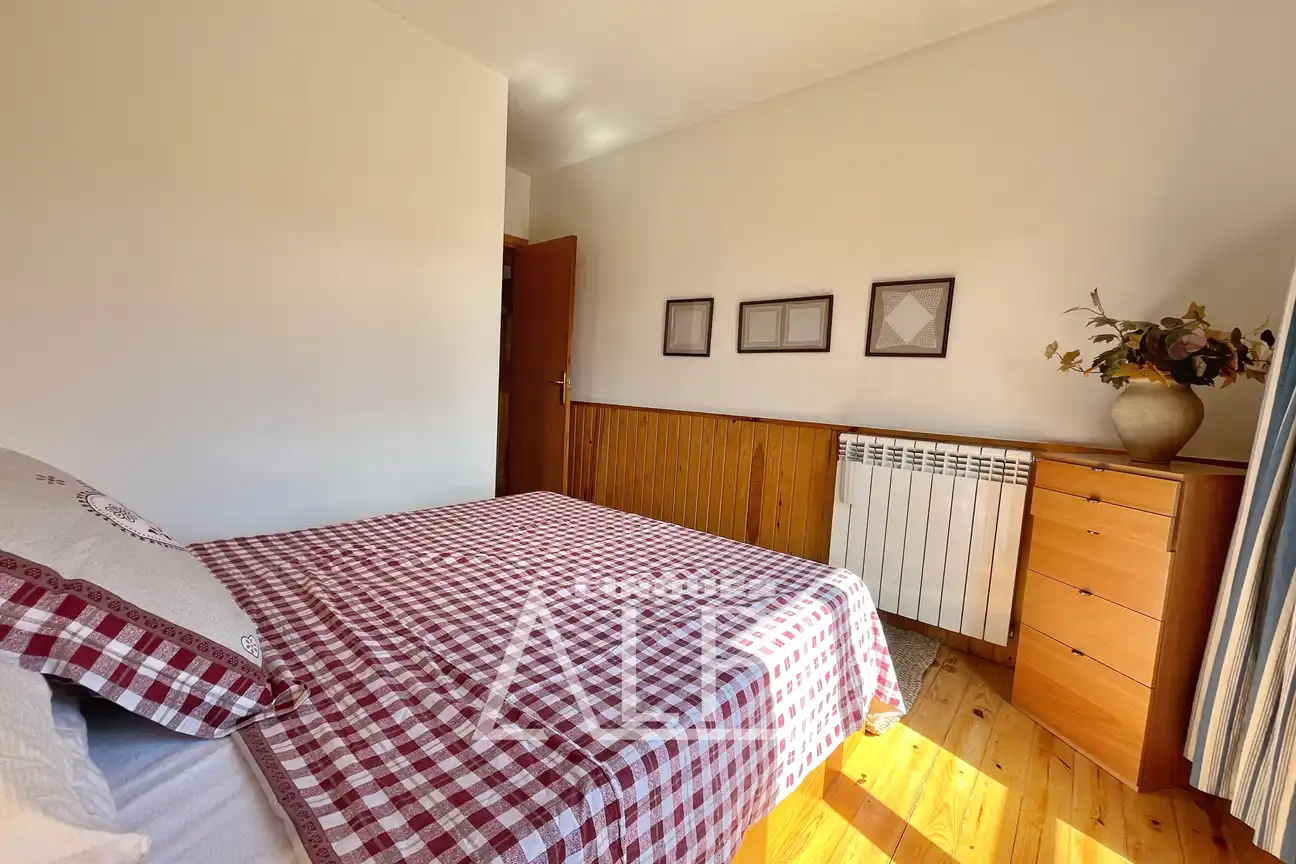 Bedroom of Detached homes for sale in Prats i Sansor  with Heating, Private garden and Parquet flooring