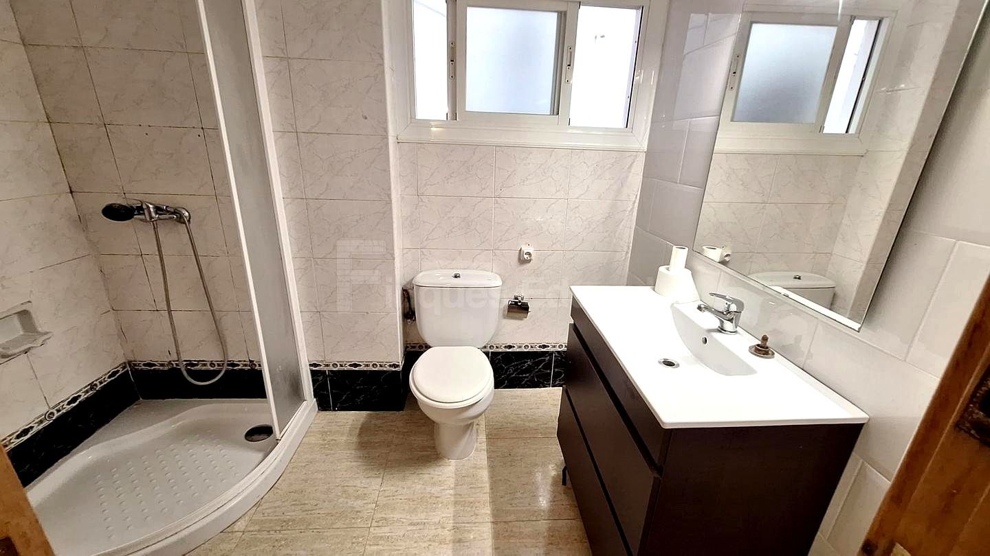 Bany de Planta baixa en venda en Argentona amb Calefacció, Terrassa i Traster