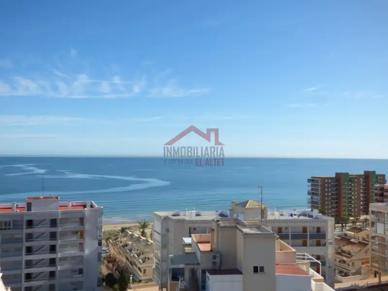 Apartments for rent in Calle Málaga, Los Arenales del Sol