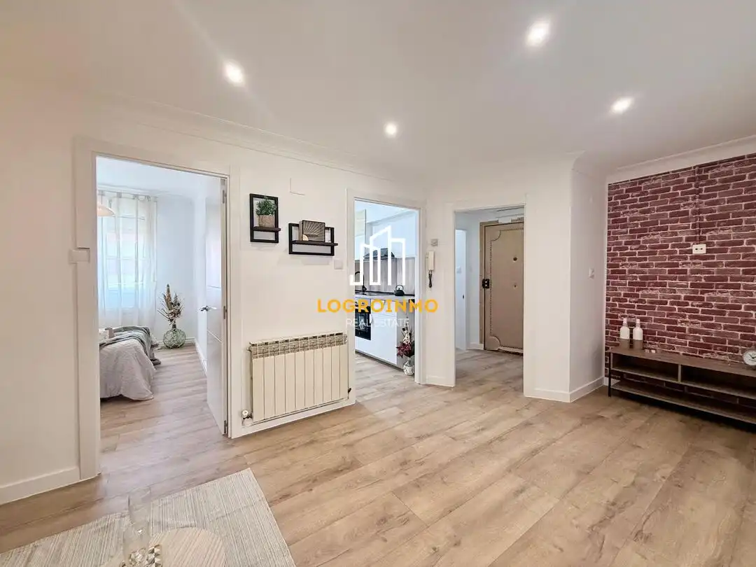 Flat for sale in  Logroño  with Heating, Storage room and Furnished