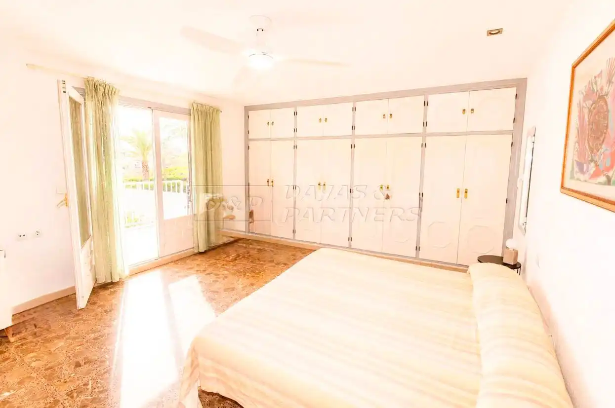 Habitación de Casa o chalet en venta en Orihuela con Aire acondicionado, Jardín privado y Terraza
