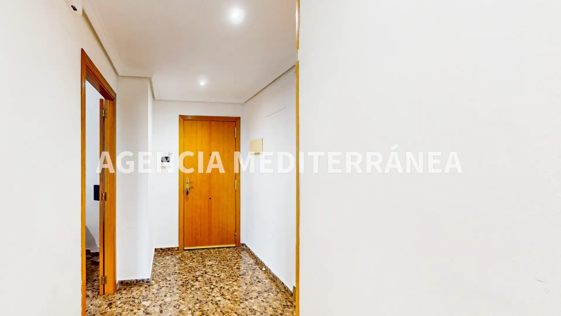 Piso en venta en Valencia con Aire acondicionado, Trastero y Balcón