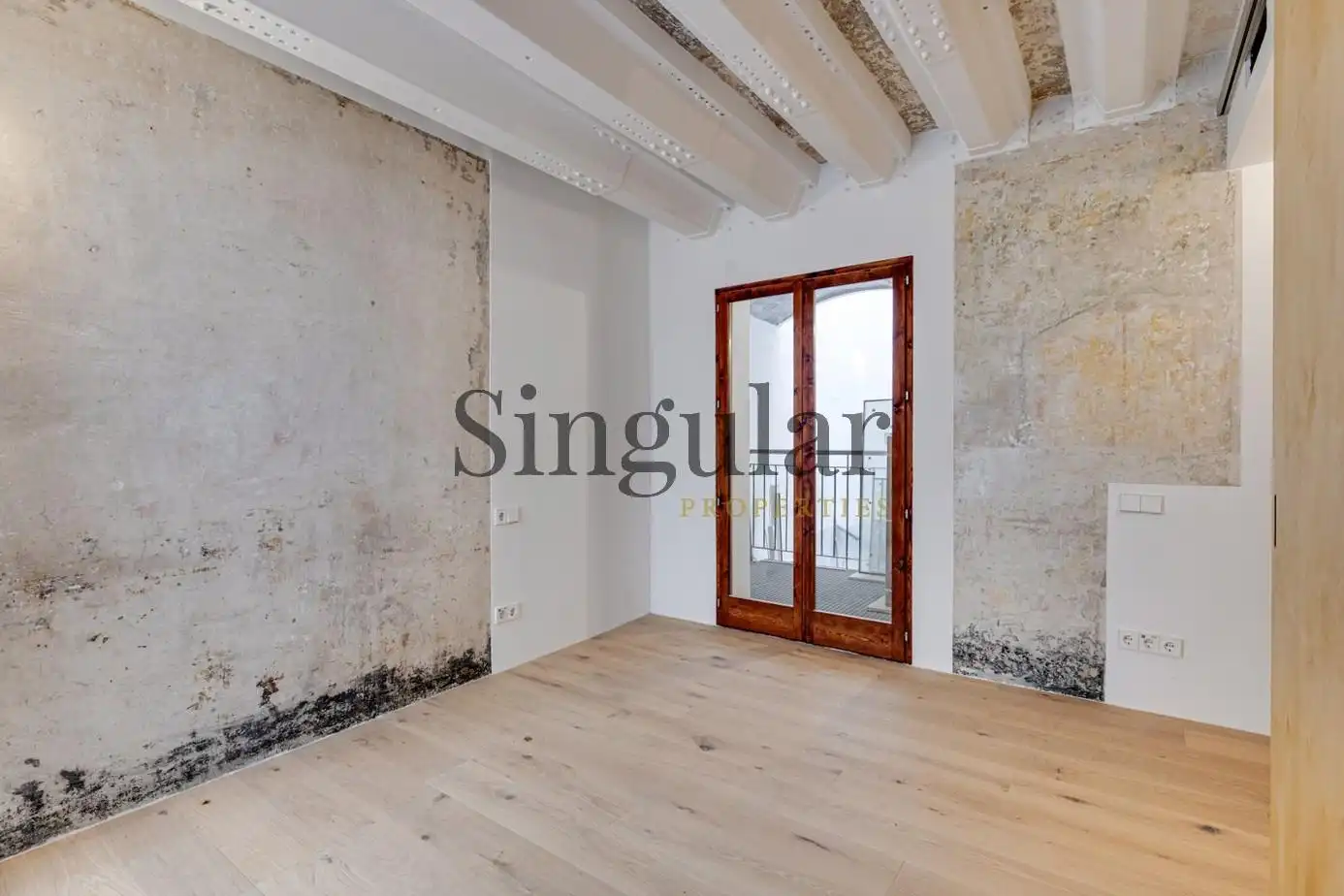 Habitación de Dúplex en venta en Barcelona con Calefacción, Terraza y Trastero