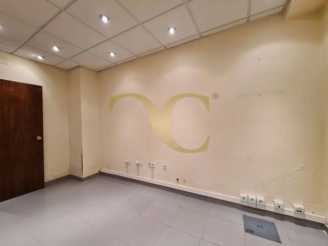 Commercial properties for rent in Gijón   with Air Conditioner