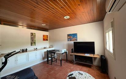 Living room of Flat for sale in Valdilecha  with Air Conditioner and Furnished