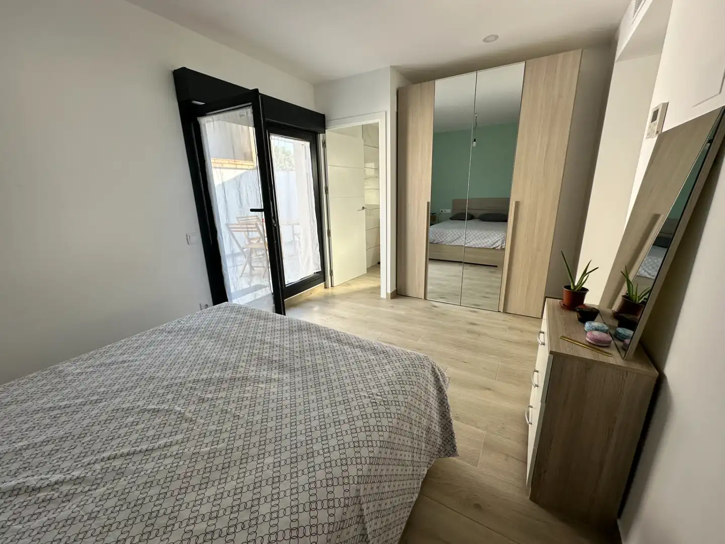 Casa pareada con terraza en venta en Carrer del Mig 4, imagen 14