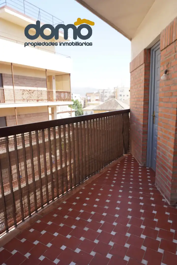 Terraza de Piso en venta en Granada con Calefacción, Amueblado y Horno