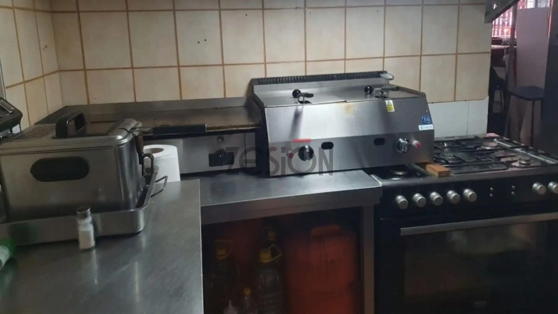 Business premises for transfer in Casc Urbà, imagen 5