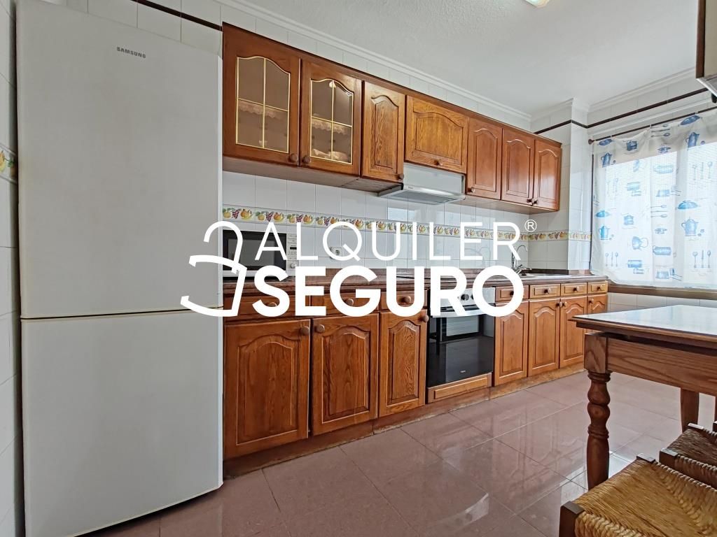 Kitchen of Flat to rent in Alicante / Alacant  with Terrace and Furnished
