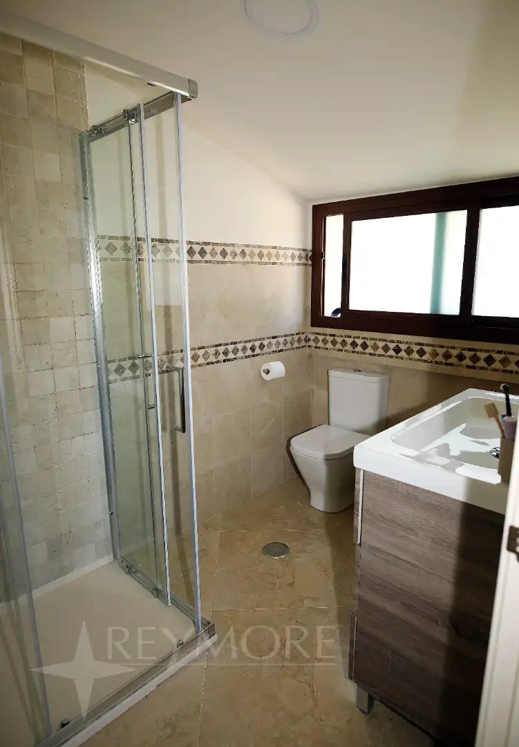 Baño de Casa o chalet en venta en Córdoba con Aire acondicionado, Calefacción y Jardín privado
