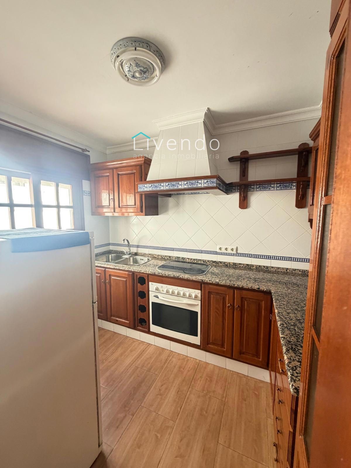 Kitchen of Flat for sale in Vejer de la Frontera  with Terrace