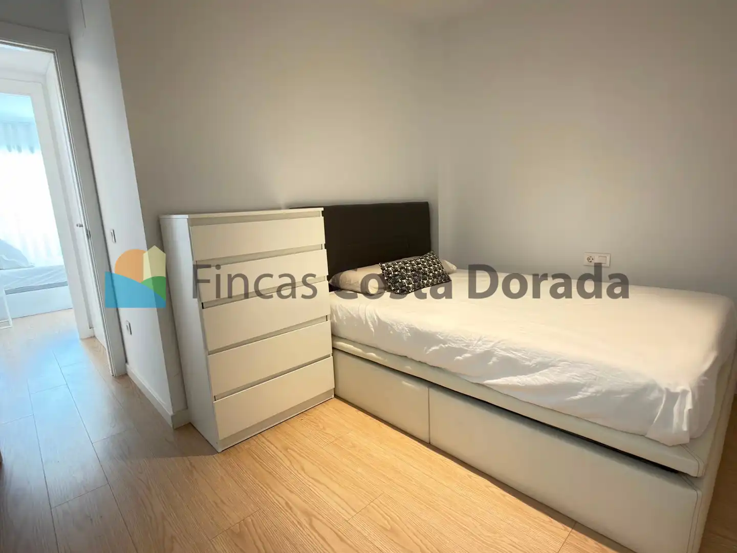 Habitación de Piso en venta en Vilanova i la Geltrú con Aire acondicionado, Calefacción y Parquet