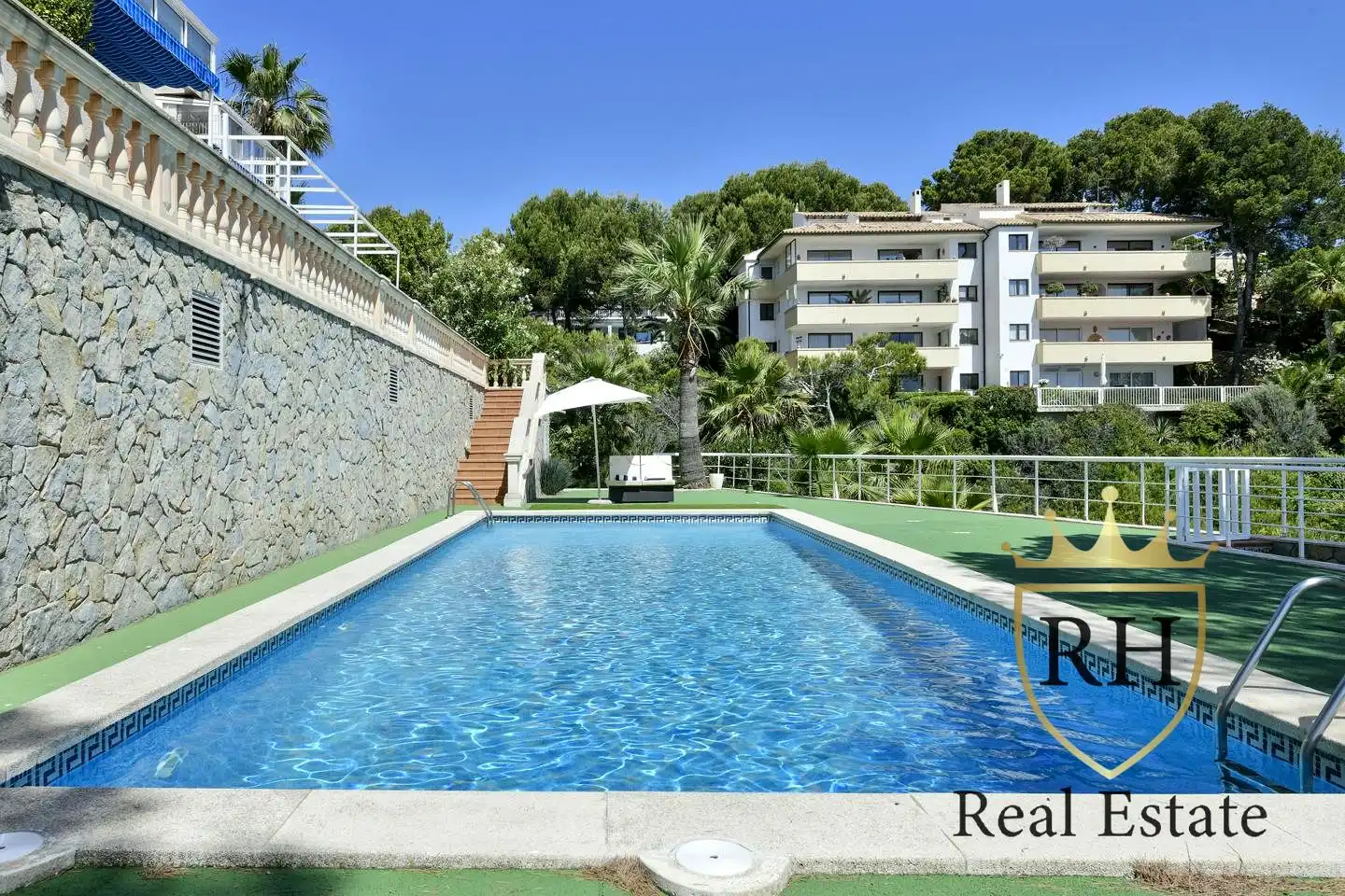 Piscina de Dúplex en venta en Calvià con Aire acondicionado, Calefacción y Terraza