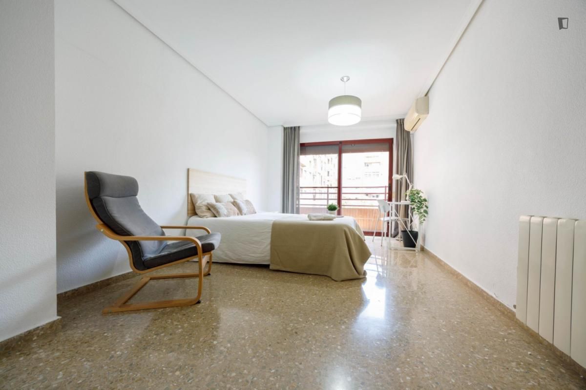 Apartament per a compartir a Sant Llorenç - Zona Alfahuir