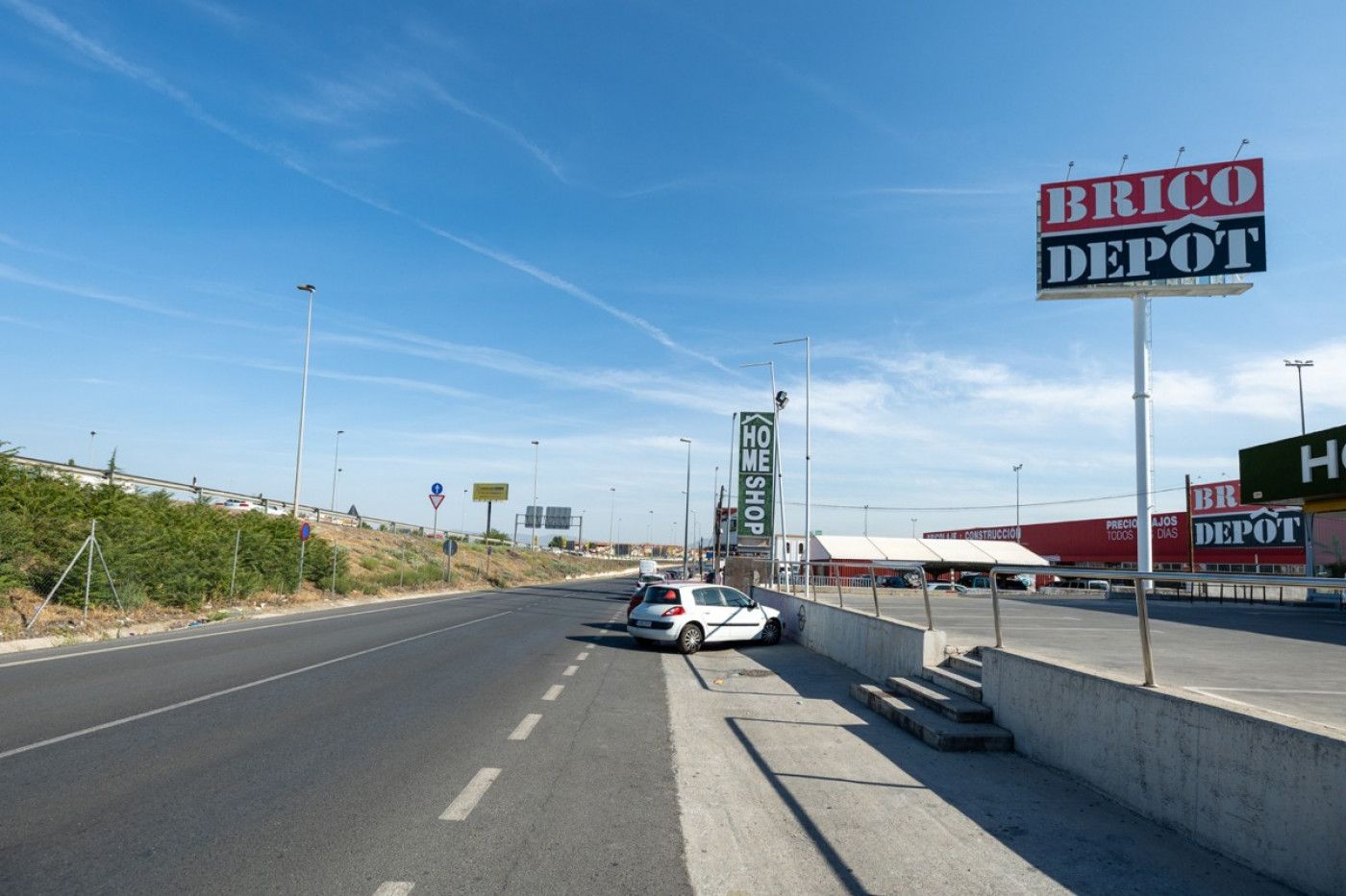 Exterior view of Industrial buildings for sale in  Granada Capital