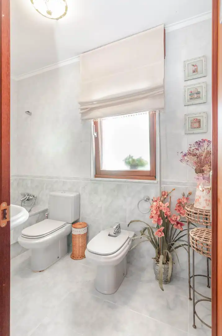 Baño de Casa o chalet en venta en Pravia con Calefacción, Jardín privado y Parquet