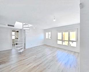 Living room of Flat for sale in Málaga Capital  with Heating, Terrace and Oven