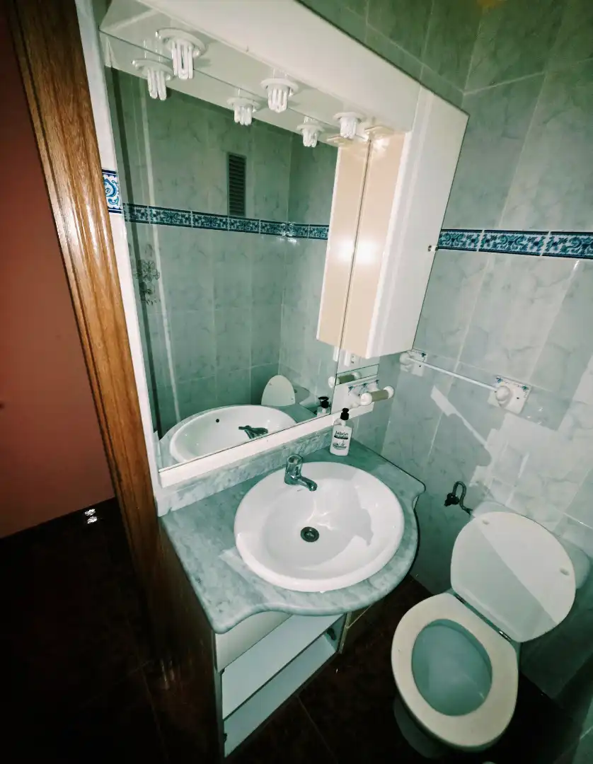 Baño de Piso en venta en Vila-real con Amueblado