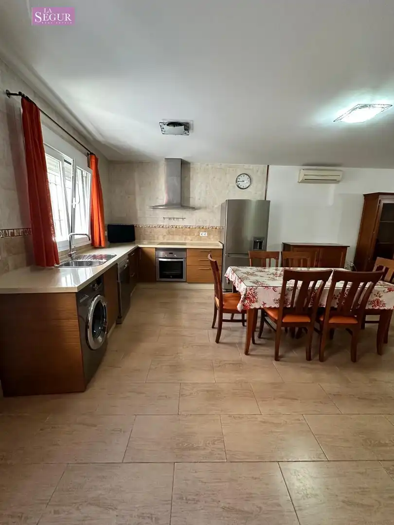 Cocina de Planta baja en venta en Conil de la Frontera con Aire acondicionado