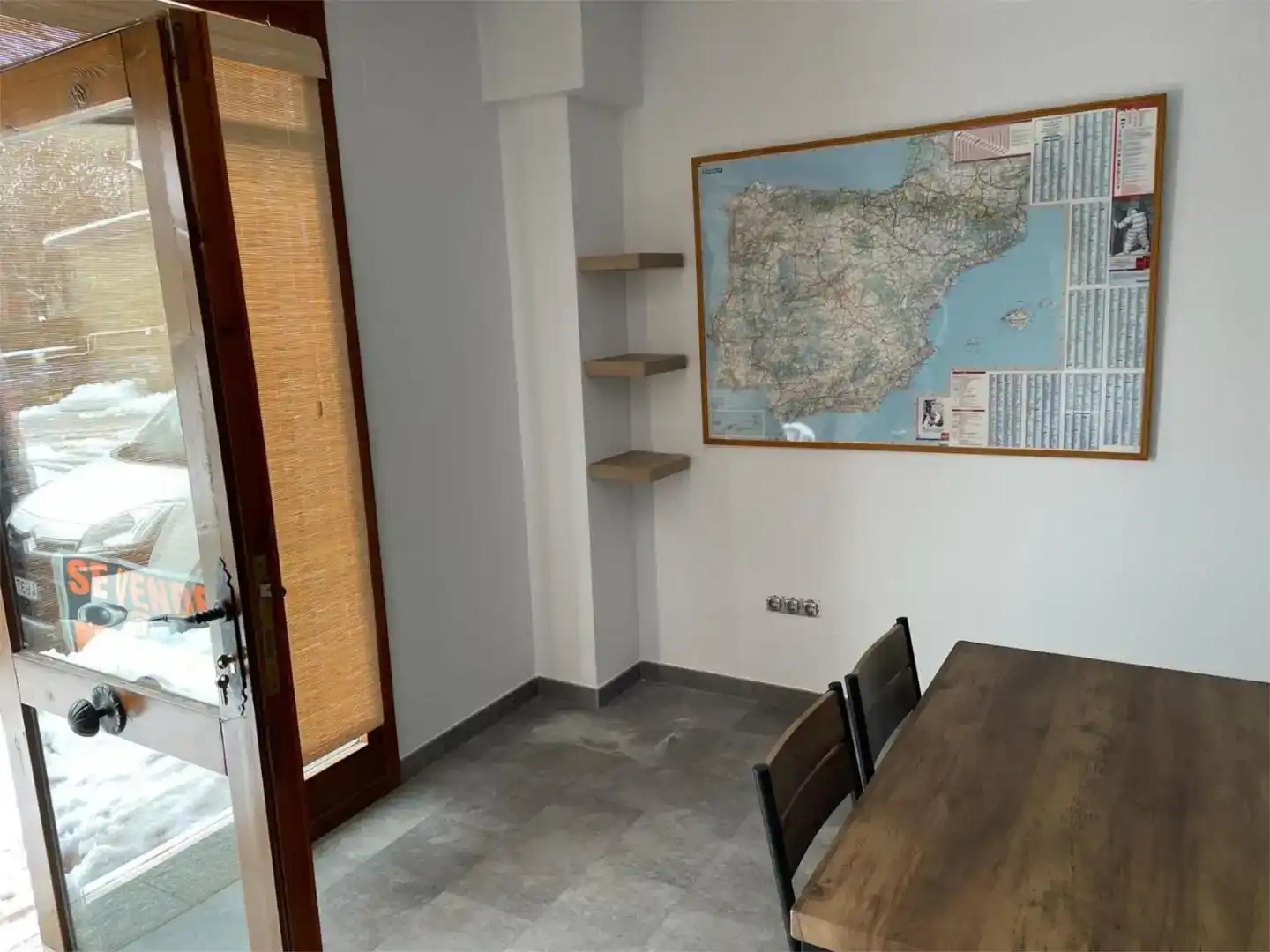 Comedor de Apartamento en venta en Benasque con Jardín privado, Piscina y Amueblado