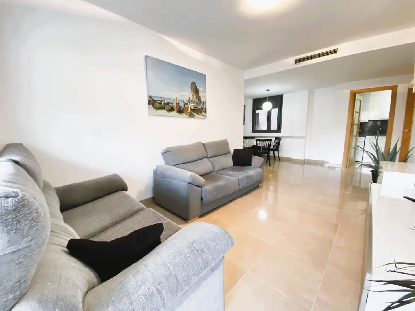 Piso con terraza en venta en Xalet del Bau