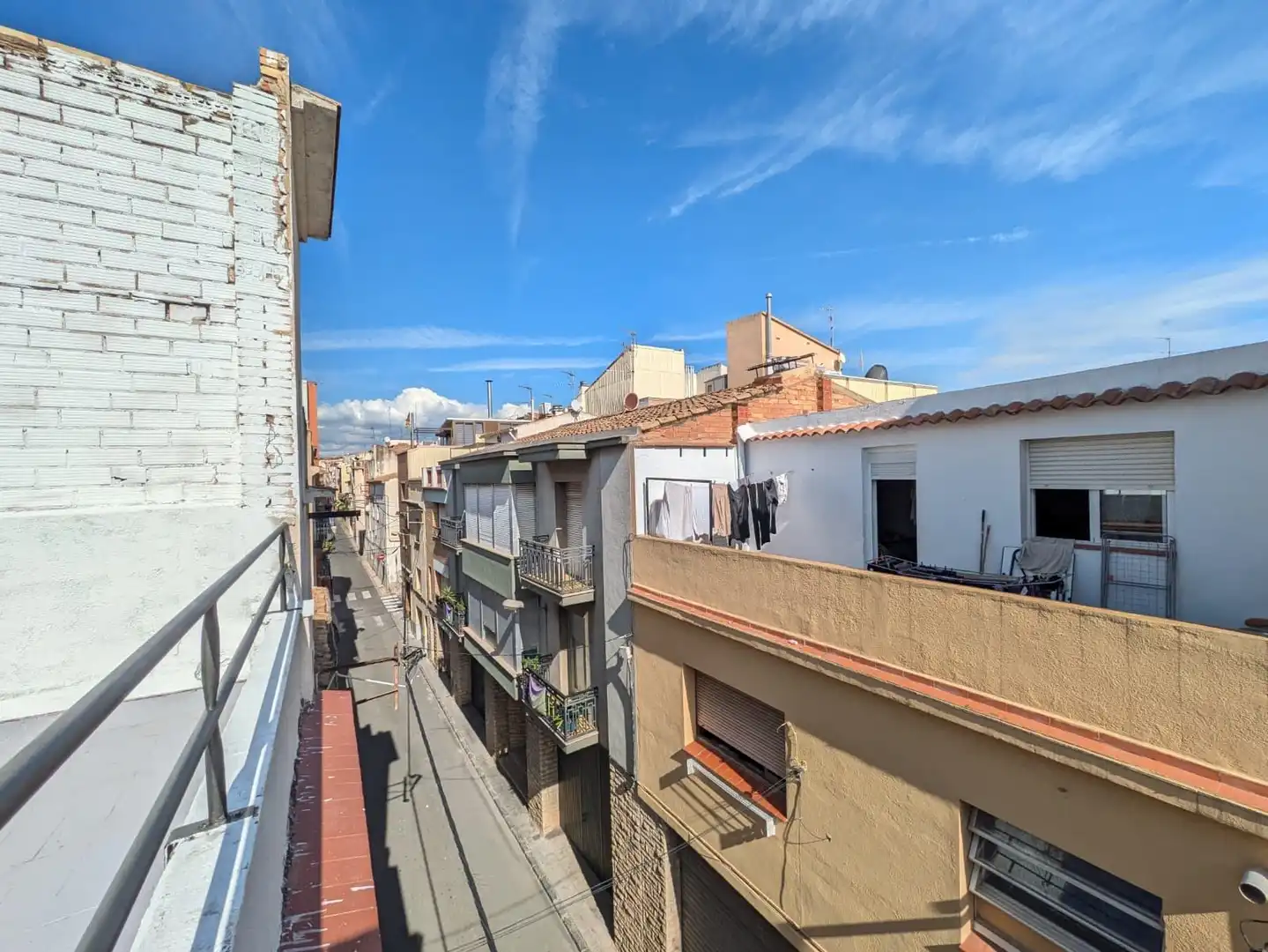 Vista exterior de Casa adosada en venda en Centre