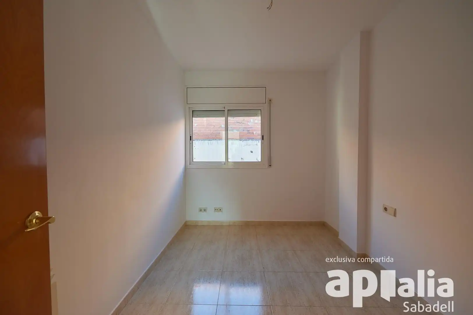 Schlafzimmer von Einfamilien-Reihenhaus zum Verkauf in Sentmenat