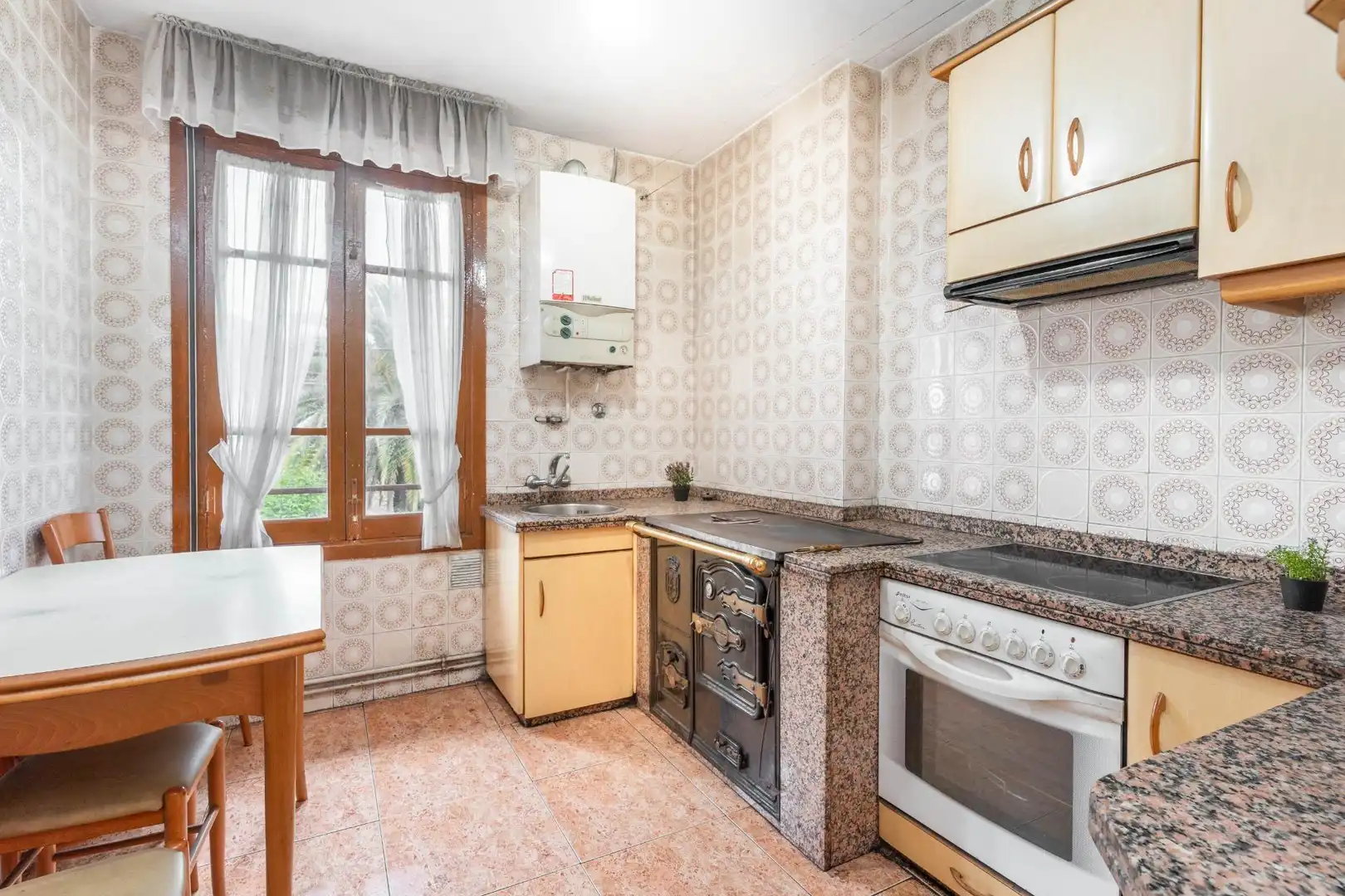 Cocina de Casa adosada en venta en Mieres (Asturias)