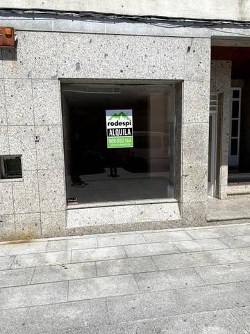 Local comercial en Alquiler en Arbo