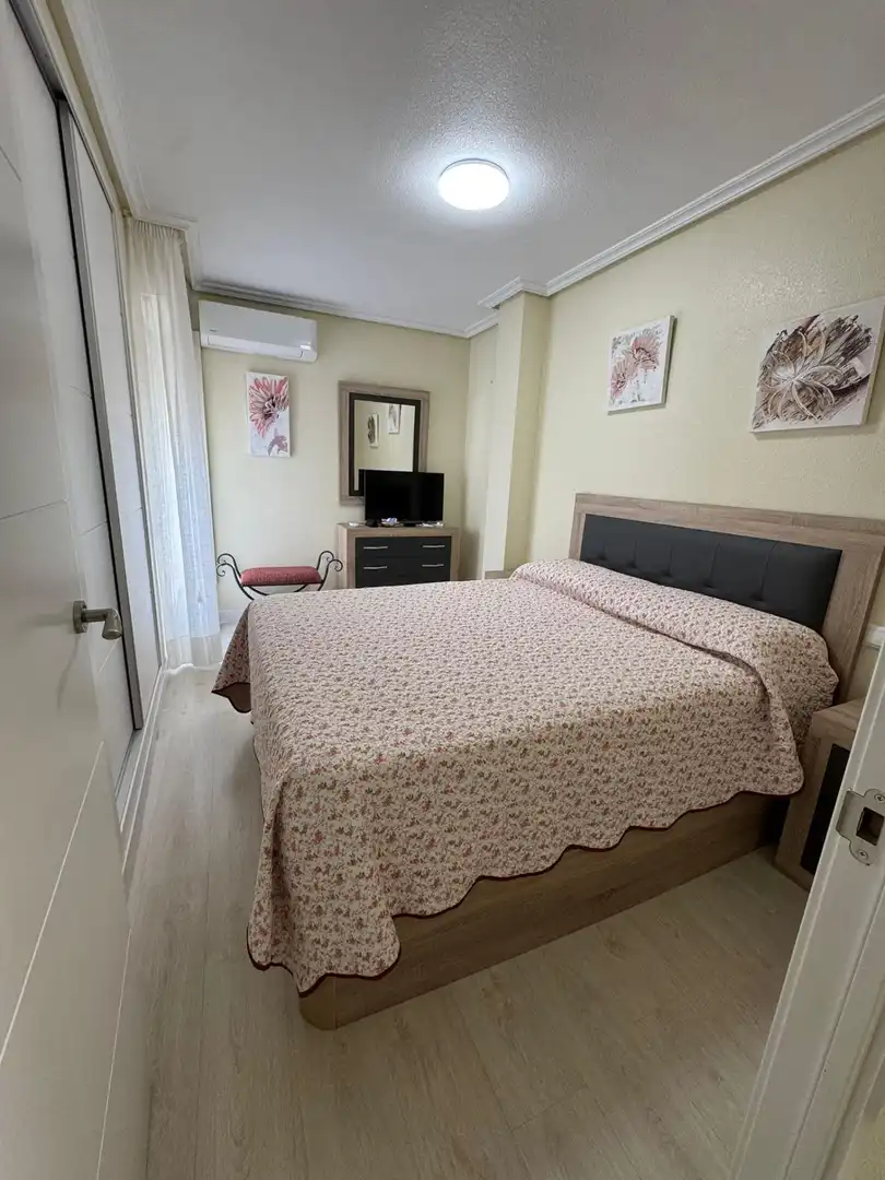 Bedroom of Apartments for sale in Torrevieja  with Air Conditioner, Furnished and Alarm