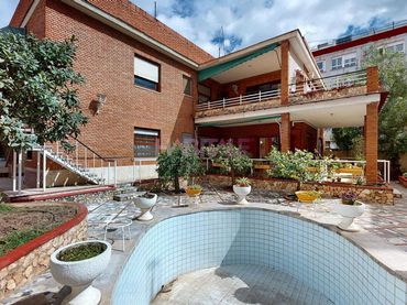Haus mit Pool zum Verkauf in Zona La Ermita