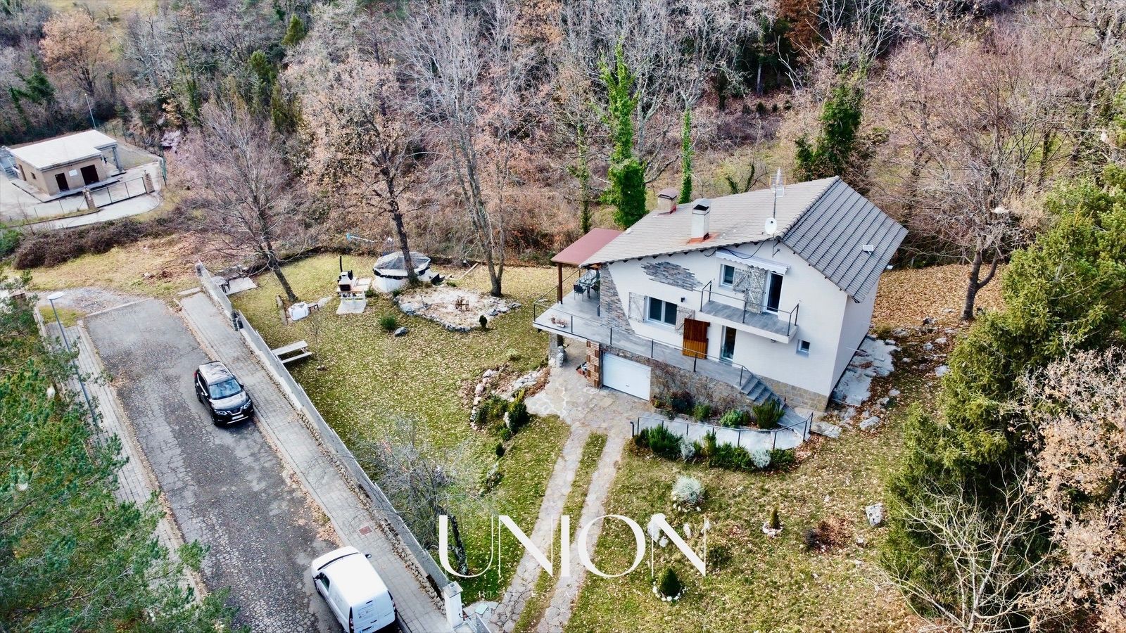 Exterior view of House or chalet for sale in Camprodon  with Air Conditioner, Heating and Private garden