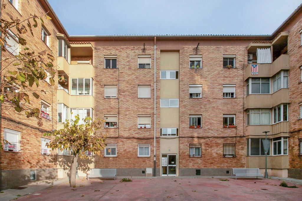 Vista exterior de Pis en venda en Berga