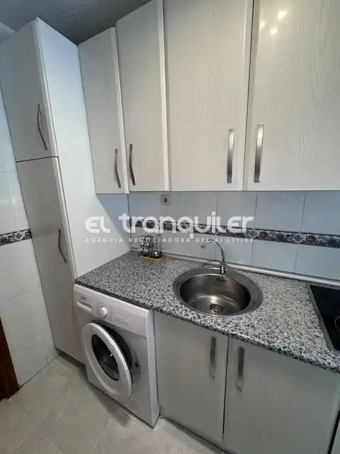Küche von Wohnung zur Miete in Madrid mit Klimaanlage, Terrasse und Möbliert