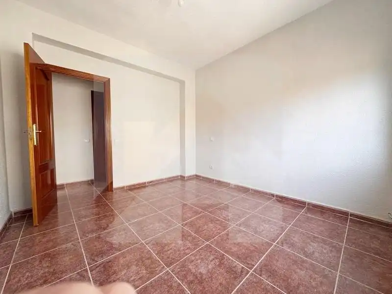 Bedroom of Flat for sale in Valdemoro  with Heating, Terrace and Alarm