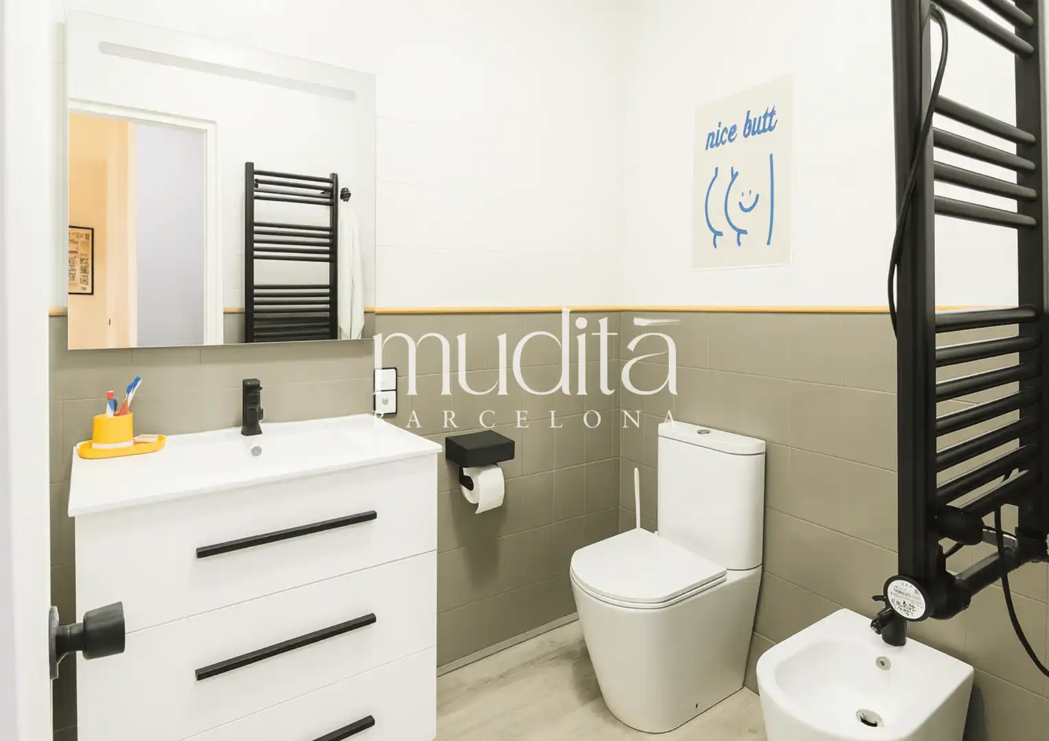 Bany de Apartament en venda en Sant Quirze de Besora amb Forn i Balcó