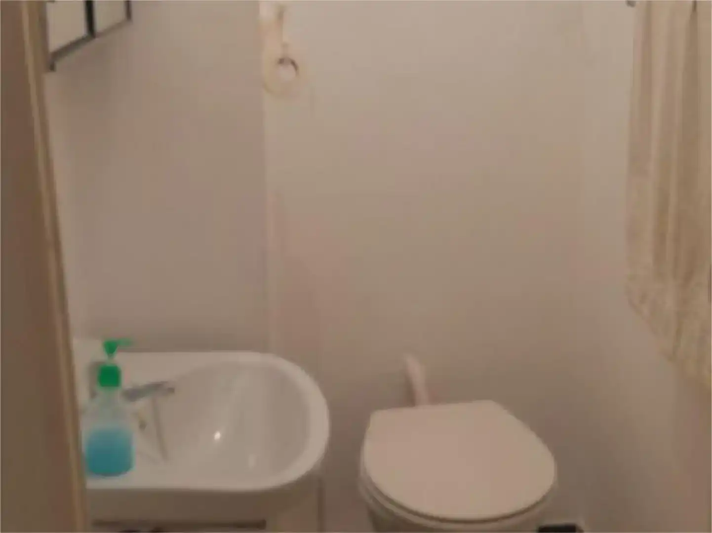 Baño de Casa adosada en venta en Cilleros con Amueblado y Balcón