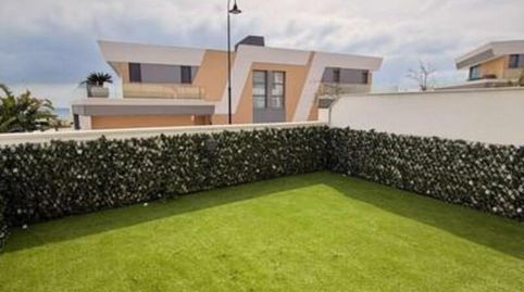 Foto 2 de Casa adosada de alquiler en El Faro de Calaburra - Chaparral, Mijas