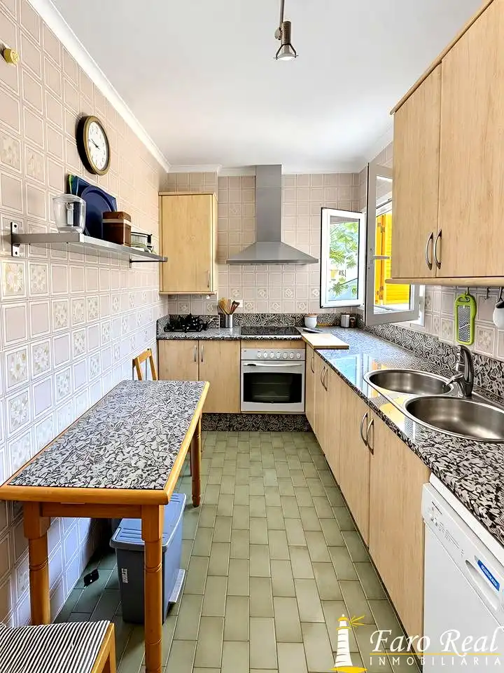 Flat with lift for sale in V Centenario - Piletas - Capuchinos, imagen 24
